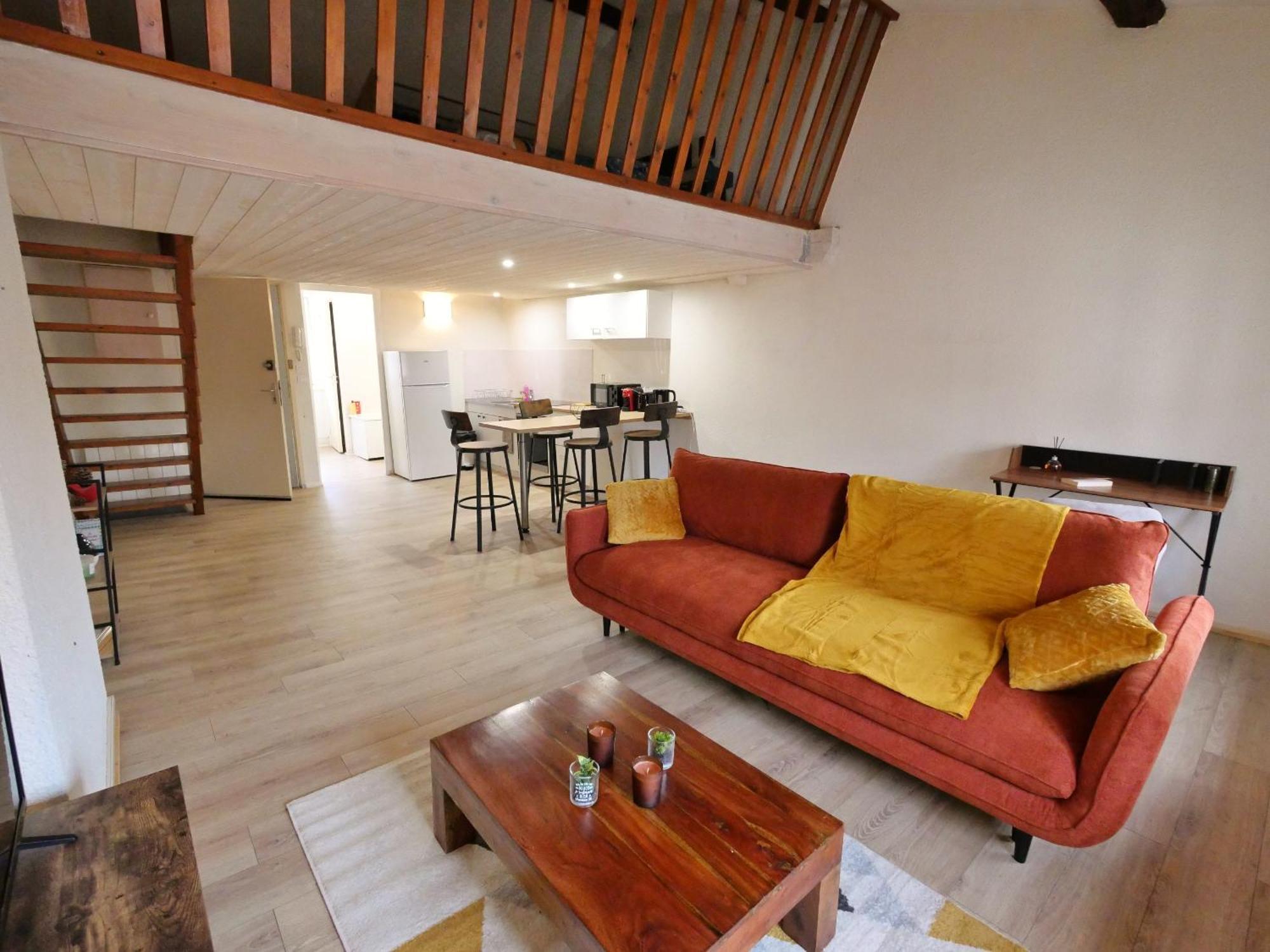 Appartement Avec Mezzanine Idealement Situe A Mâcon Zewnętrze zdjęcie
